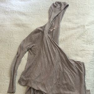Old navy light gray sweater with a hood.